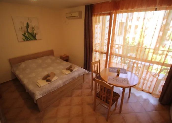 Апартамент Ivory Cascadas *